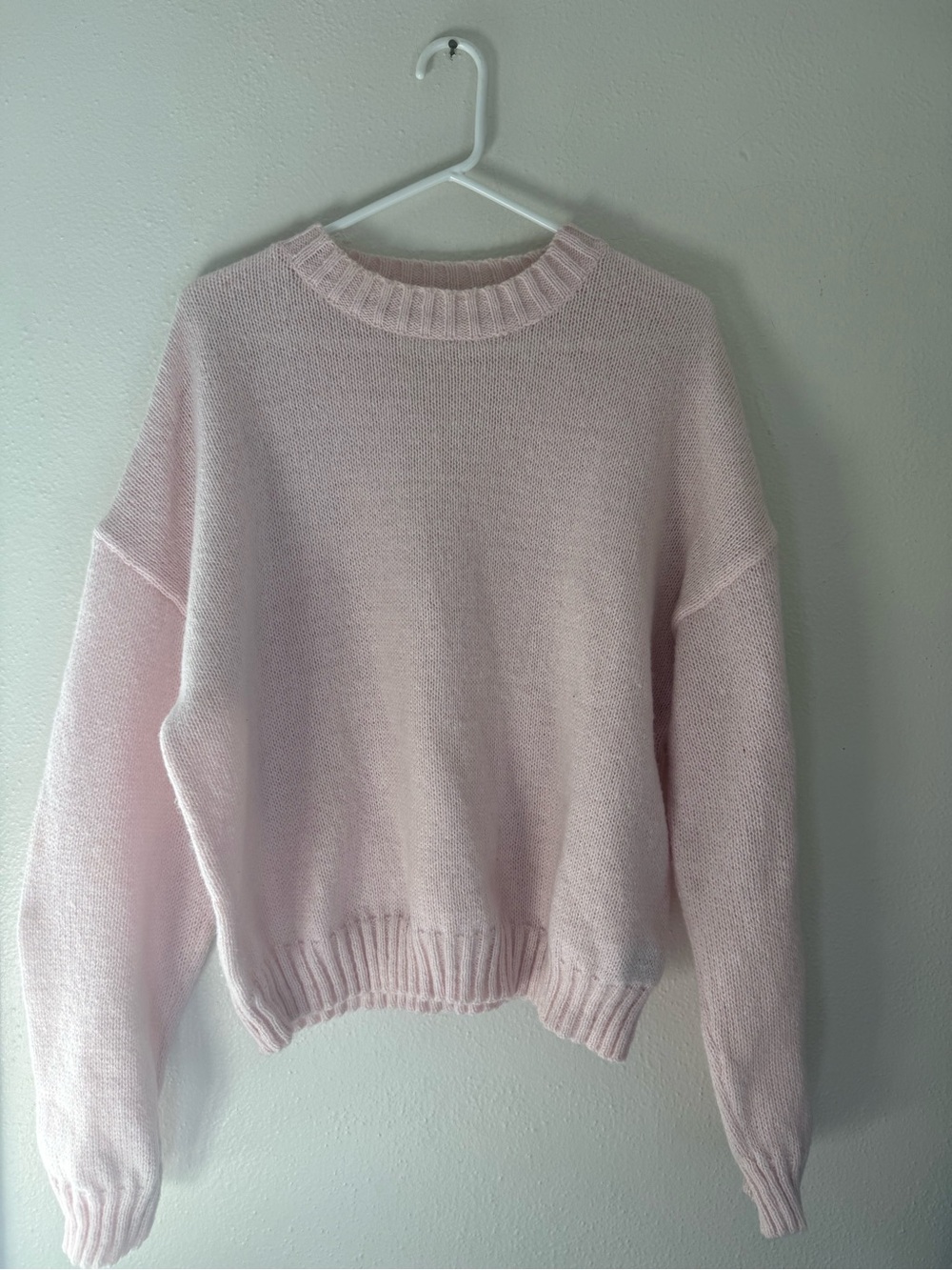 Classic Crewneck Women's Sweater in Light Pink